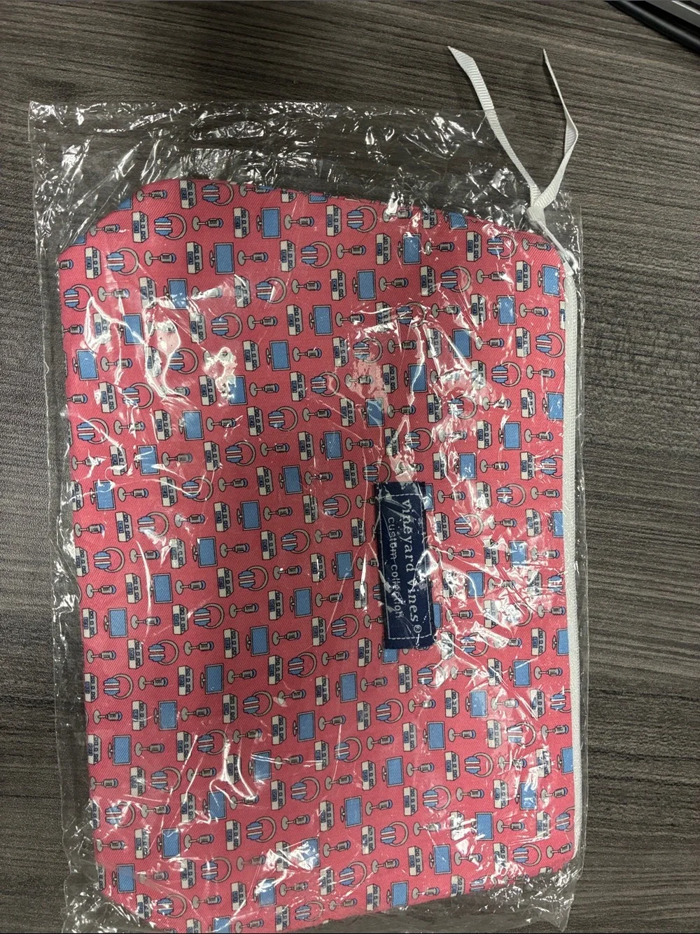 Vineyard Vines Pink Whale-Print Tech Pouch